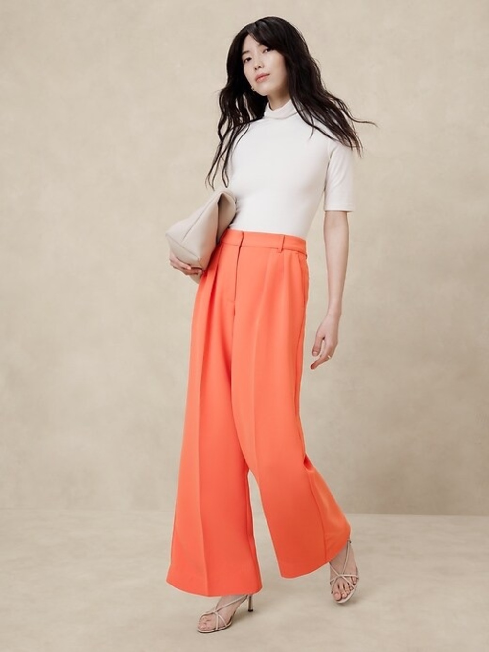 Banana Republic Pleated Wide Leg Coral Crepe Pants Size 10